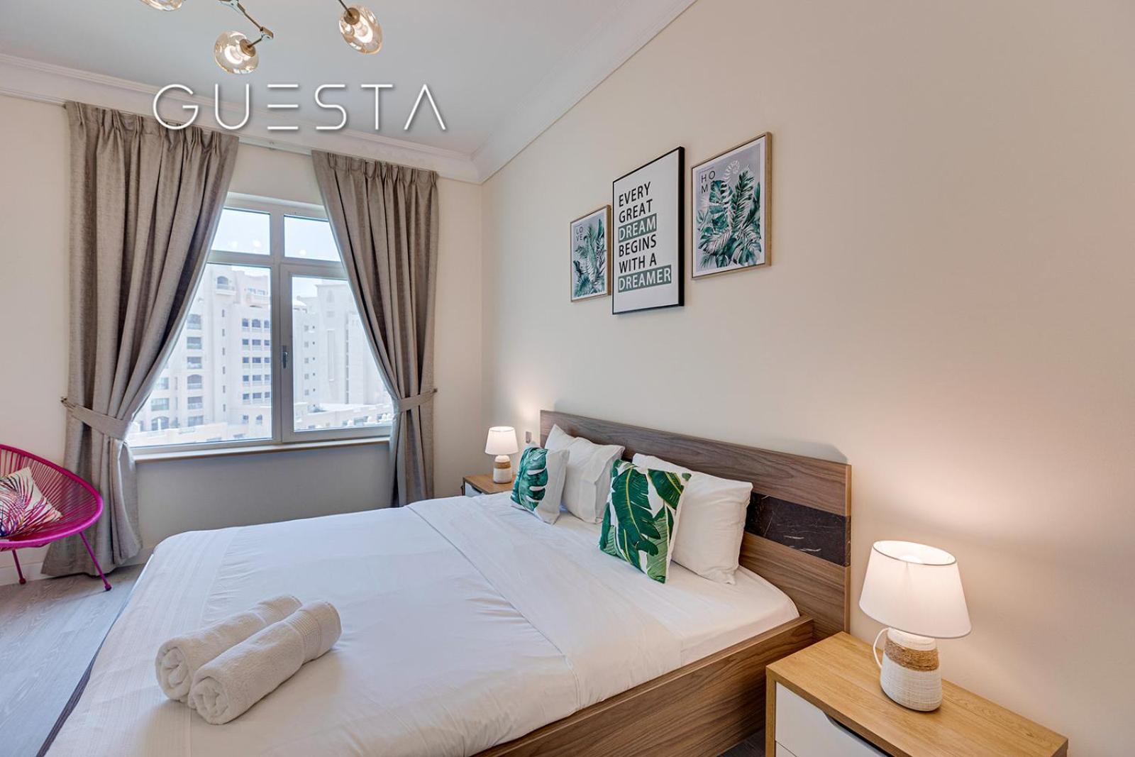 Shoreline The Palm, Free Beach & Pool Access Dubai Rum bild